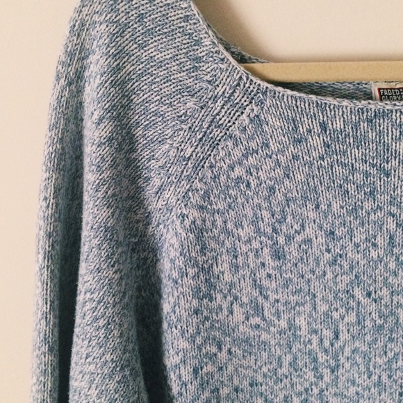 Vintage Sweater - Picture 2 of 3